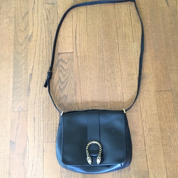 Gucci Handbags - Gucci Dionysus cross body bag